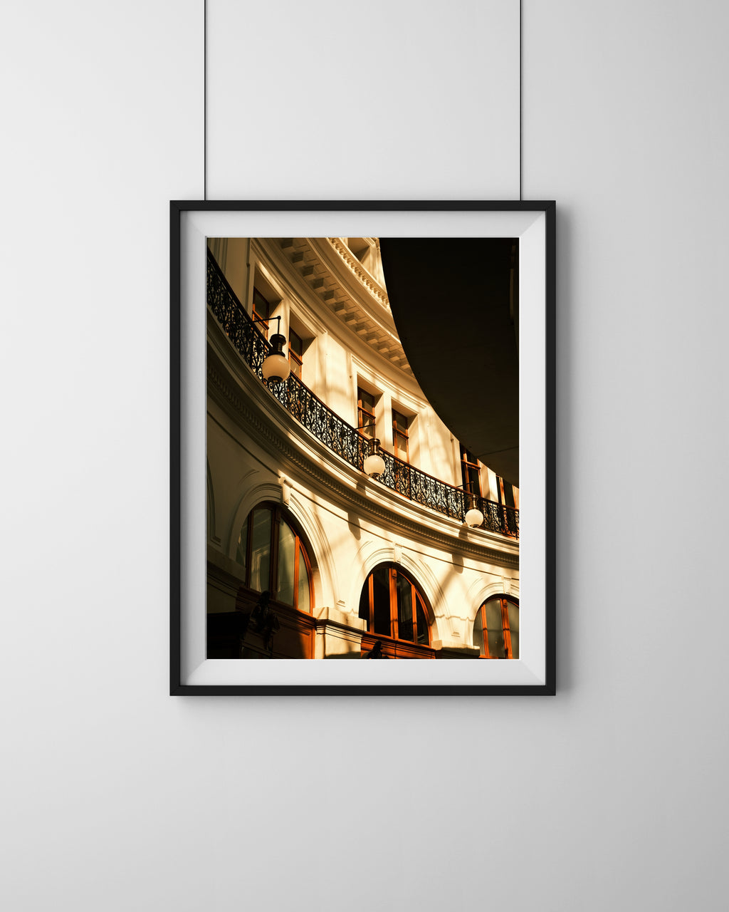 Gallery Paris – Wandbild Pariser Galerie Passage, warmes Licht elegante Architektur, Fine Art Print Salehi Industries