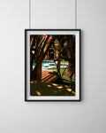Pool Mallorca – Fine Art Print von Luca Darius Salehi, schimmernder Pool tropische Blätter warmes Licht Mallorca, Hahnemühle Pearl
